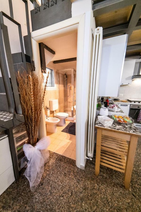 شقة Anais' Loft- Osp. Sant'Orsola-Fiera بولونيا المظهر الخارجي الصورة