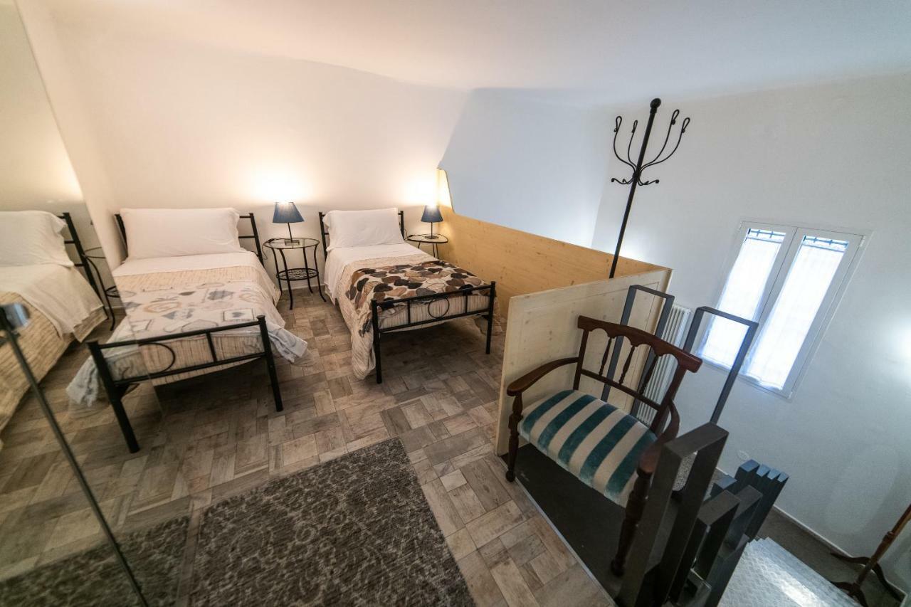 شقة Anais' Loft- Osp. Sant'Orsola-Fiera بولونيا المظهر الخارجي الصورة